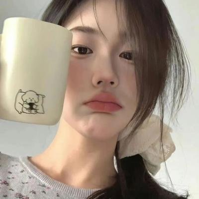 接近无限的白封面